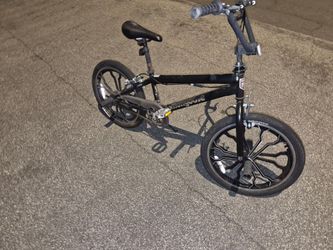 Mongoose b m x