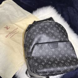 Louis Vuitton Monogram