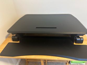 Free- Airlift black Sit-Stand Desk Converter