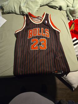 Very Old Men Jersey 23 Bulls