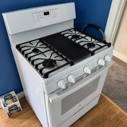 GE stove