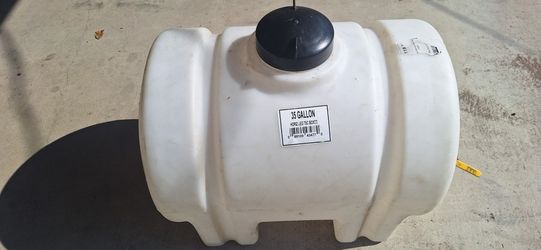 35 Gallon Water Tank