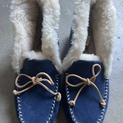 UGG Women Shoes Size 7 Like New 