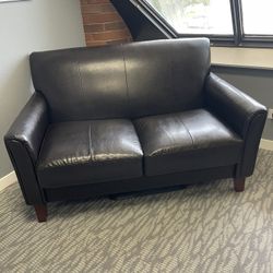Dark brown Love seat