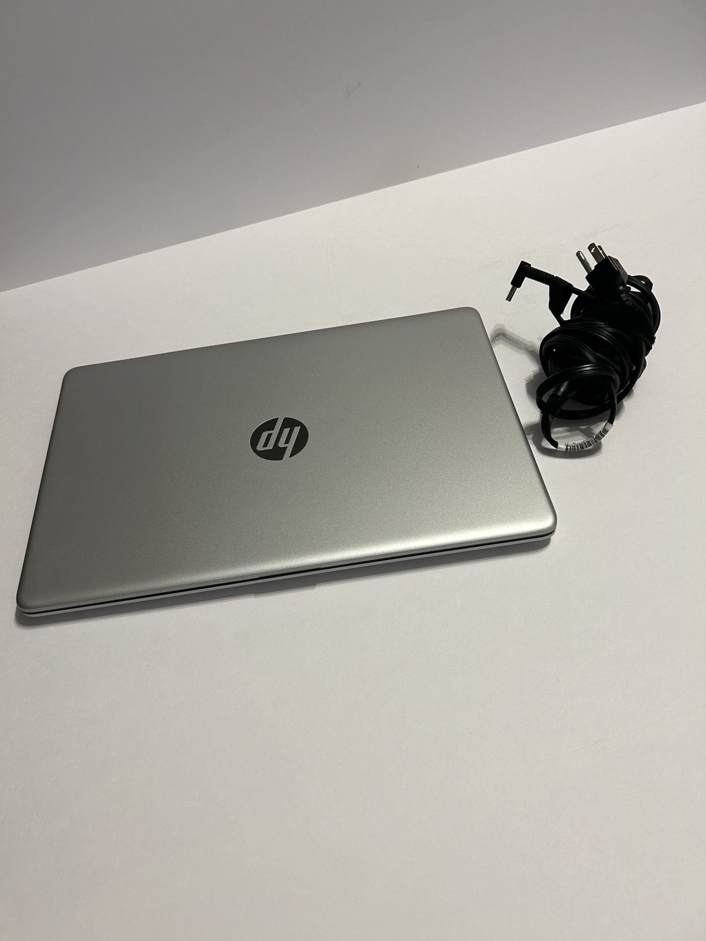 HP Laptop 11th Gen i3 8GB