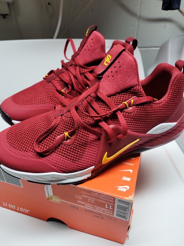 Used Nike Zoom Trainer Size 11