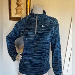 Nike Girls sweatshirt/top size XL youth