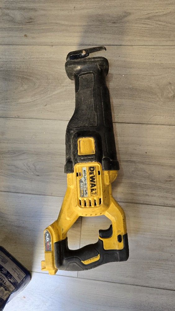 soso dewalt