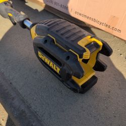 DeWalt 40 V Max Weed Trimmer 