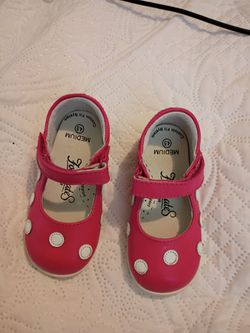 Footmates toddler shoes size 4.5 excellent condition