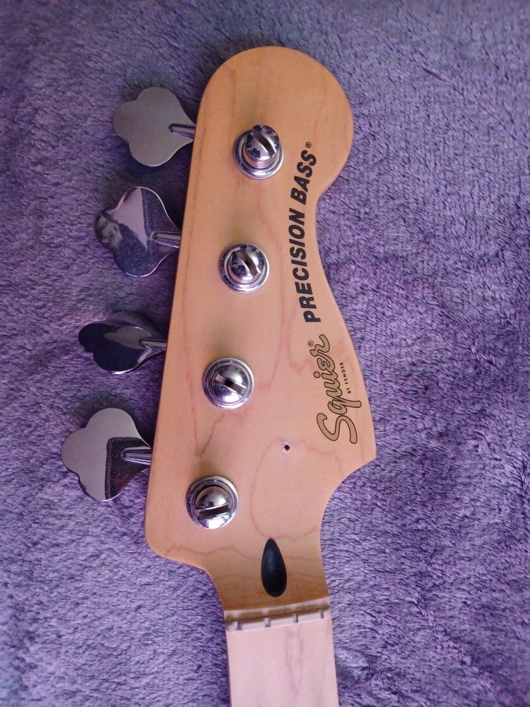 Squier Bass Neck