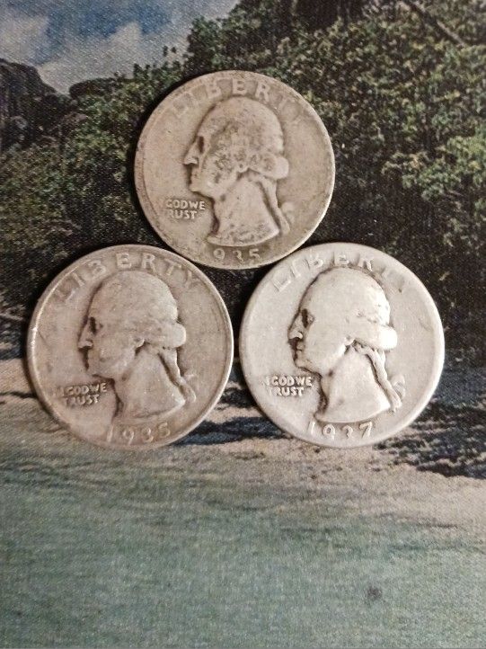 (3) 90% Silver Washington Quarters ( NOT COLLECTOR QUALITY)