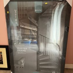 Large Poster Frame – 24 X 36