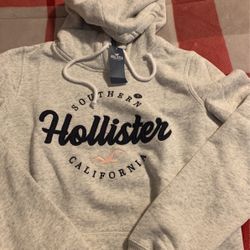 hollister hoodie for women brand  new  suze small