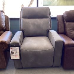NextGen Durapella Power Recliner
