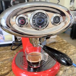 illy IperEspresso  Machine