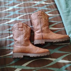 Size 10 1/2, Lugz Steel Toe Work Boots Brown.