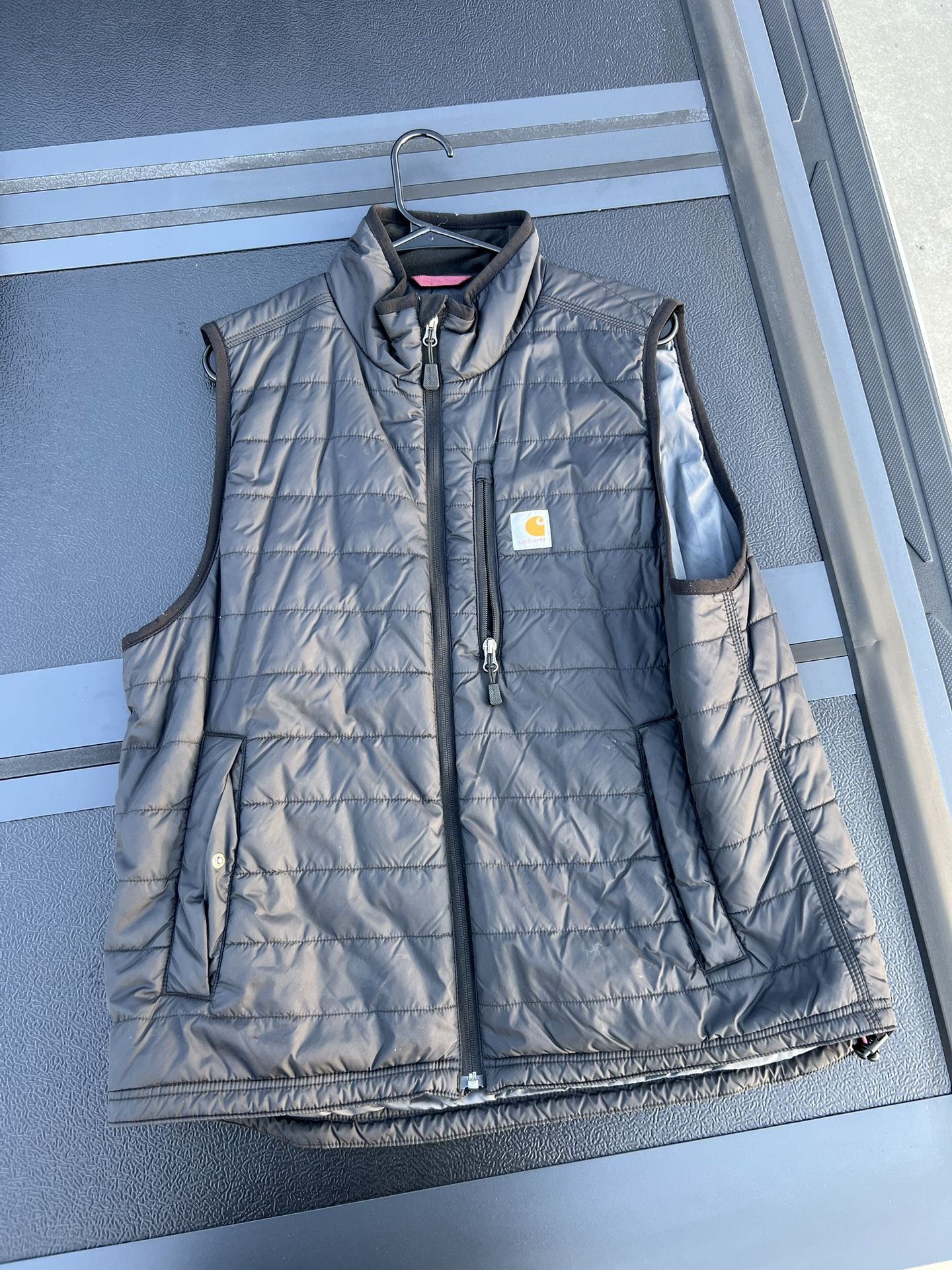 Carhartt puffer vest