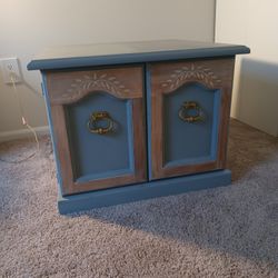 Large Refinished End Table 