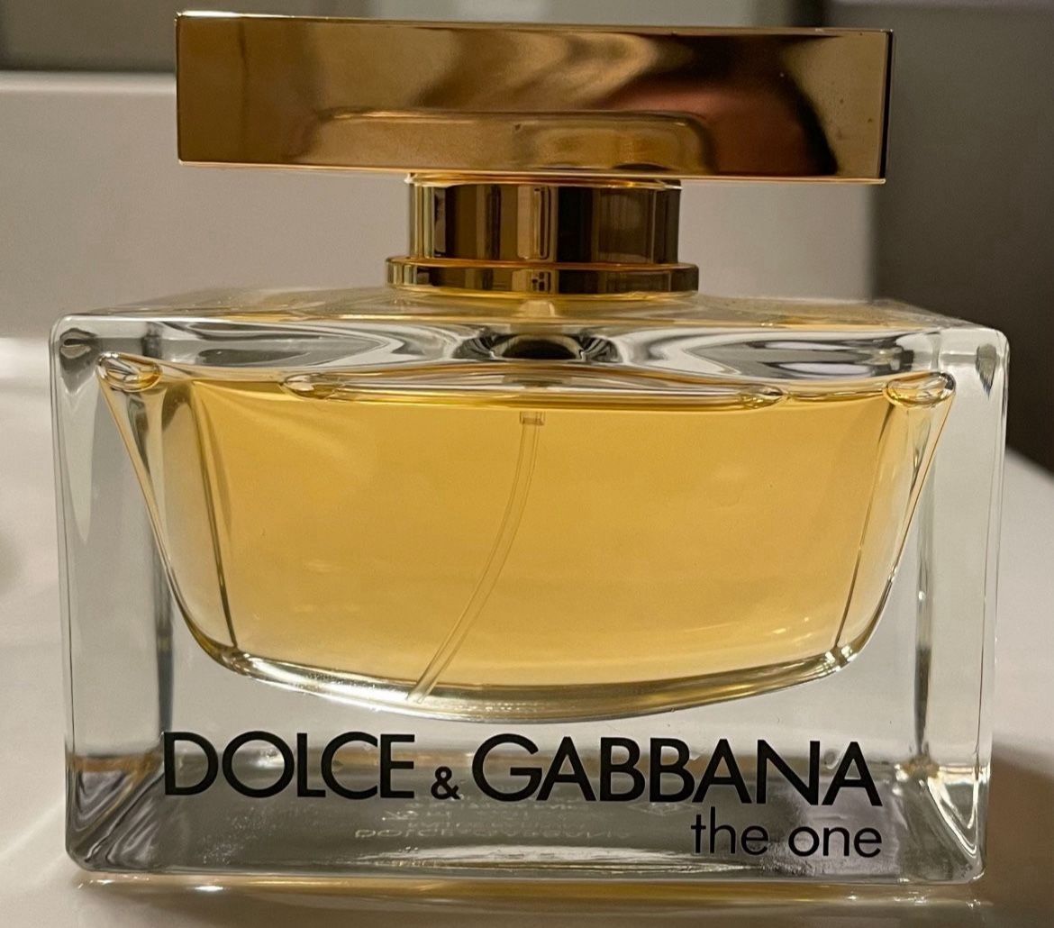 🌸 Dolce & Gabbana "The One" Eau de Parfum - $20