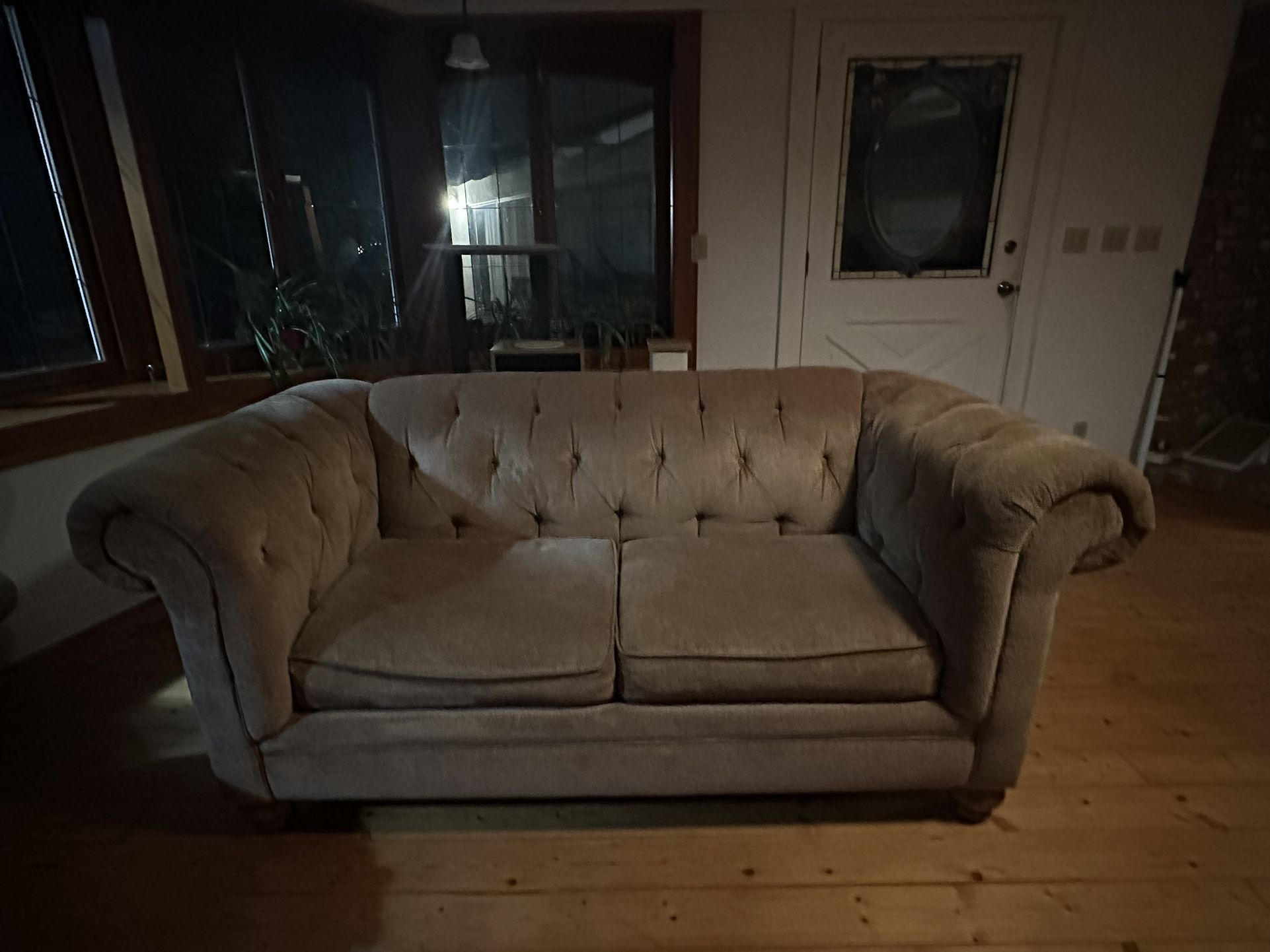Loveseat/Couch