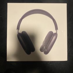 AirPod Maxes