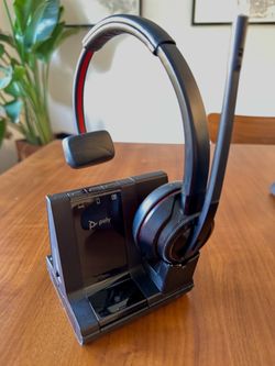 Plantronics Poly Savi 8210 Black Wireless Headset with Charging Stand