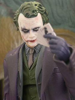 Mafex Dark Knight Joker