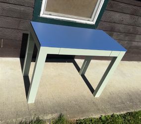 IKEA desk/table