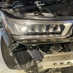 Acura Right Headlight