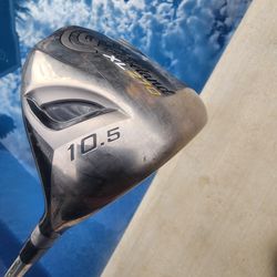 GOLF DRIVER - CLEVELAND 10.5  LIKE NEW