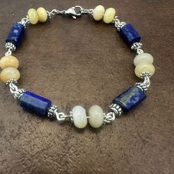 Elegant Blue Lapis Lazuli and Yellow Agate Beaded Bracelet