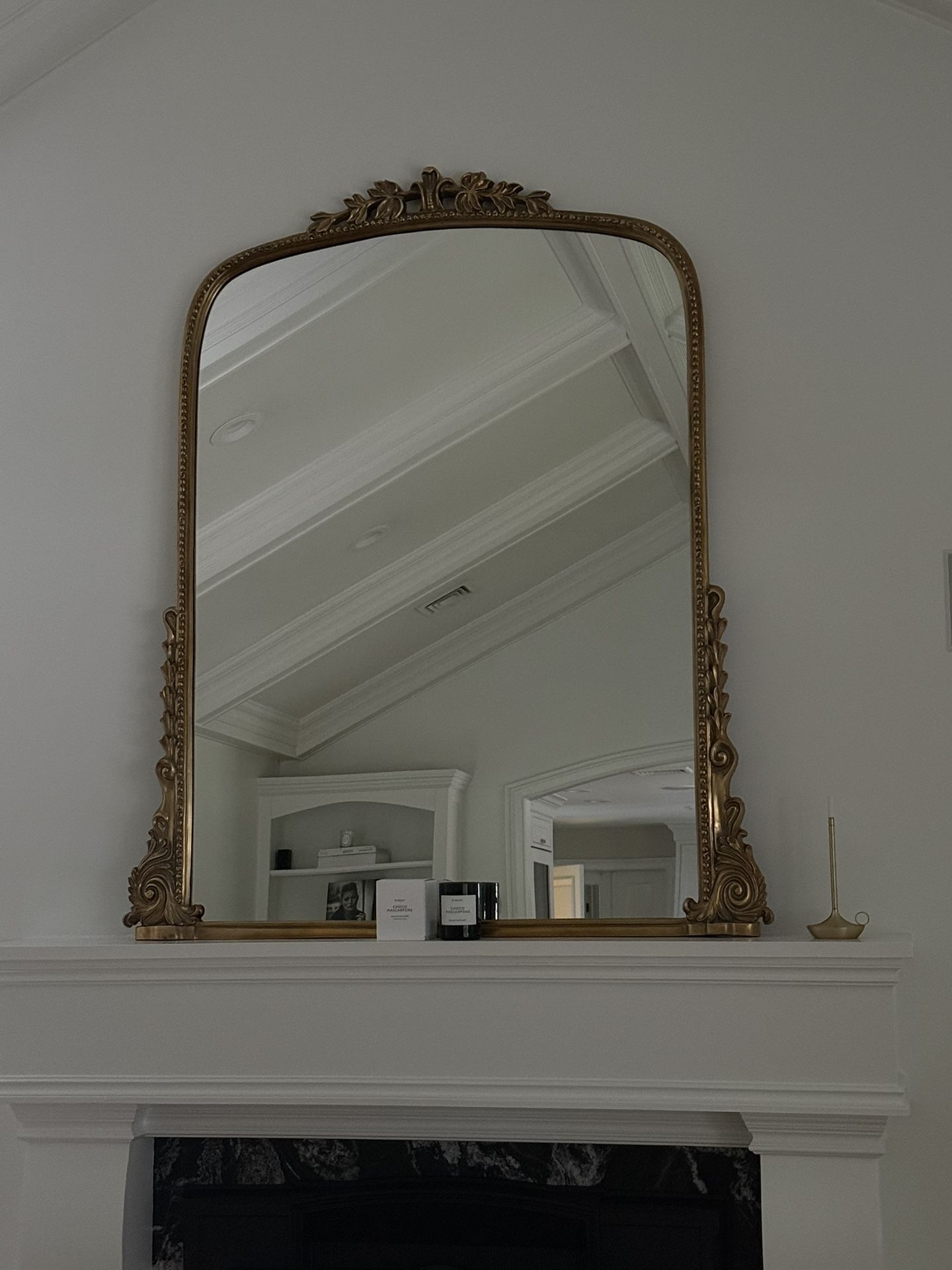 The Gleaming Primrose Mirror