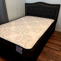 Full Size Frame And Mattress