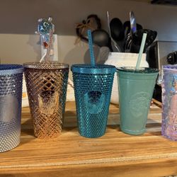 Starbucks Cups 