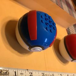Mega Bloks Construx Pokémon Pokeball replacement lot of 2