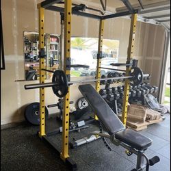 Power Cage Combo With Lat Pull And Lower Row Attachment , Fully Adjustable Bench With 300lb Olympic Weight Set With Barbell And Clips 