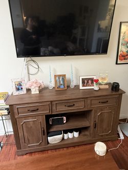 Tv stand