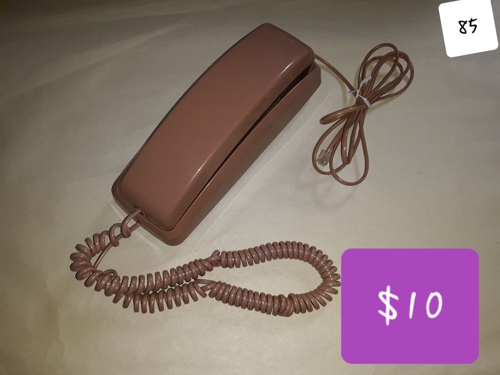 Vintage push-button phone $10