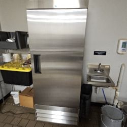 Commercial Refrigerator - Like New!