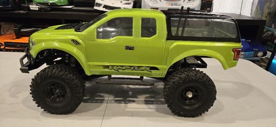 AXIAL SCX10 1/10 CRAWLER  BRUSHLESS 