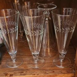 8 Vintage Pilsner Glassed