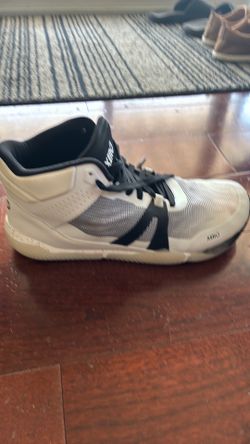 Xero Mid1 Men’s basketball shoe (11.5)