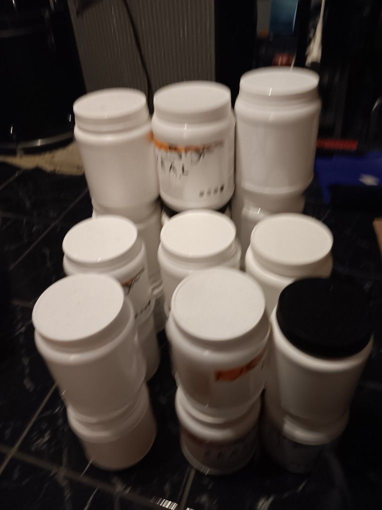 Empty 14.8 Oz Containers