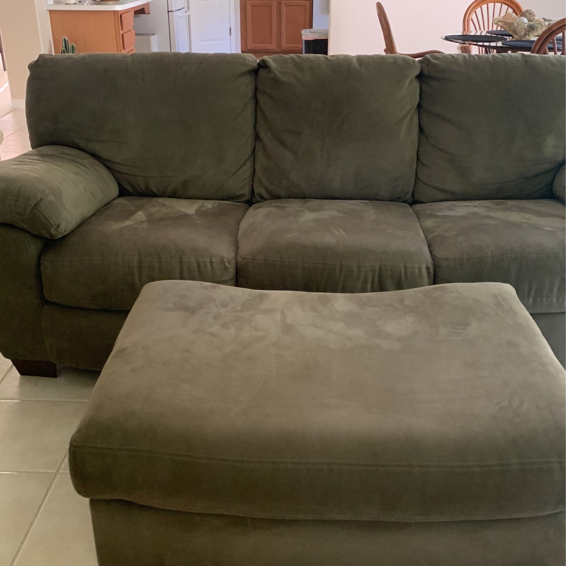 3 Piece  Queen Sleeper Sofa Set REDUCED 