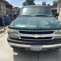 Chevy Tahoe 2004 