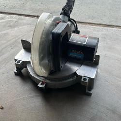 Delta 10” Compound Miter Saw