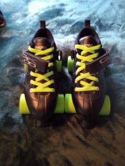 Size 6 Roller Skates