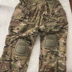 Crye Precision G3 Combat Pants W/ Knee Pads