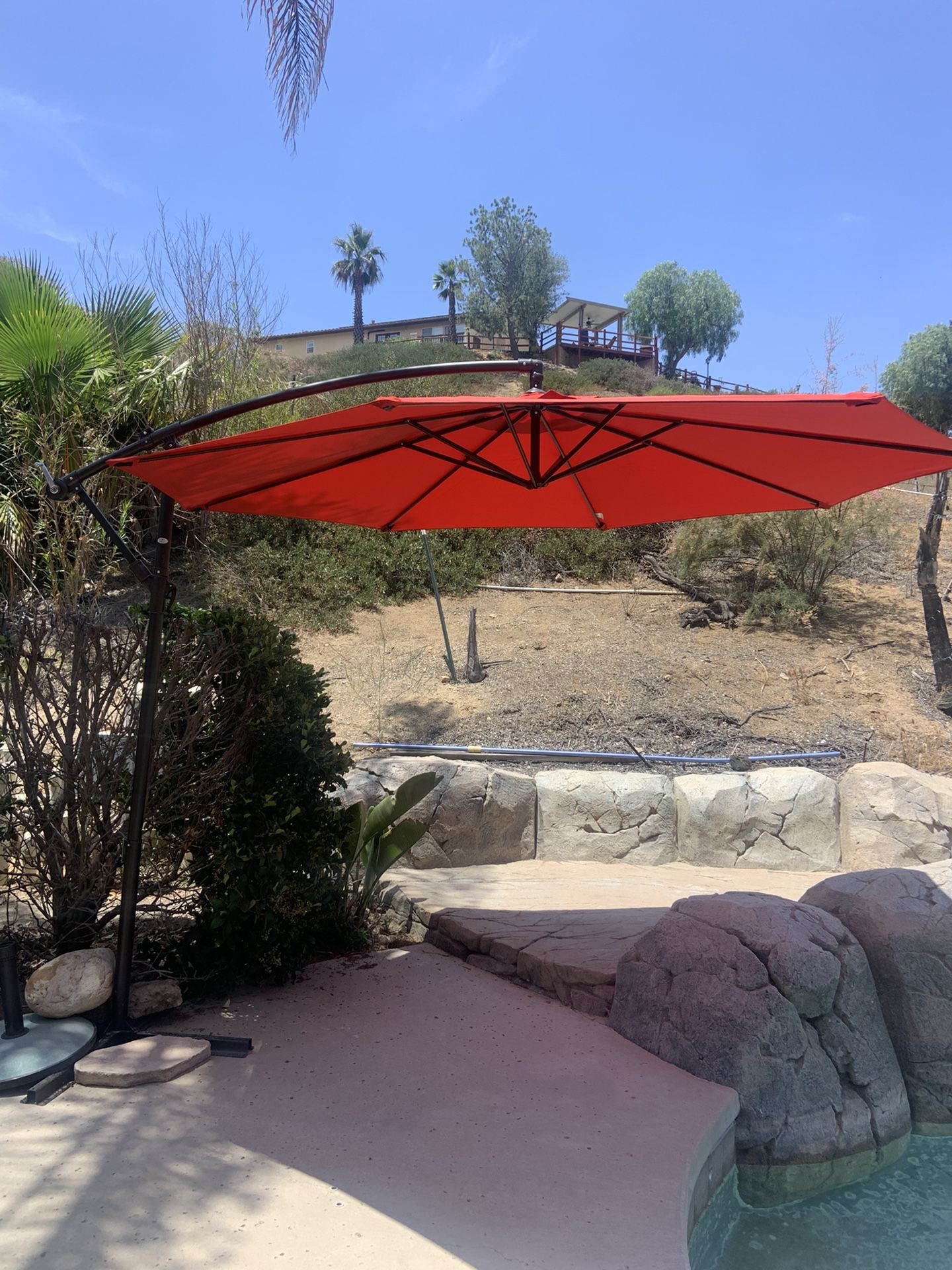 corliving deluxe offset patio umbrella 9.5ft Tilting Offset Patio Umbrella - Black - FINAL SALE ITEM